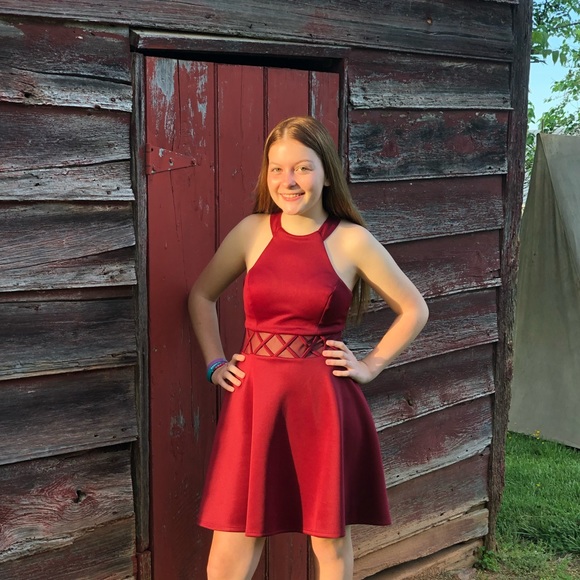 Dress - Picture 4 of 5